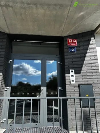 Pronájem bytu 1+kk, Praha - Hlubočepy, Divíškové, 32 m2