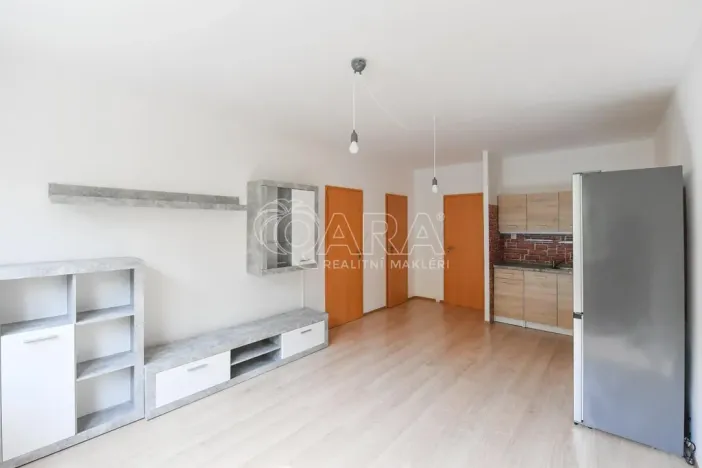 Pronájem bytu 2+kk, Praha - Modřany, Daškova, 41 m2
