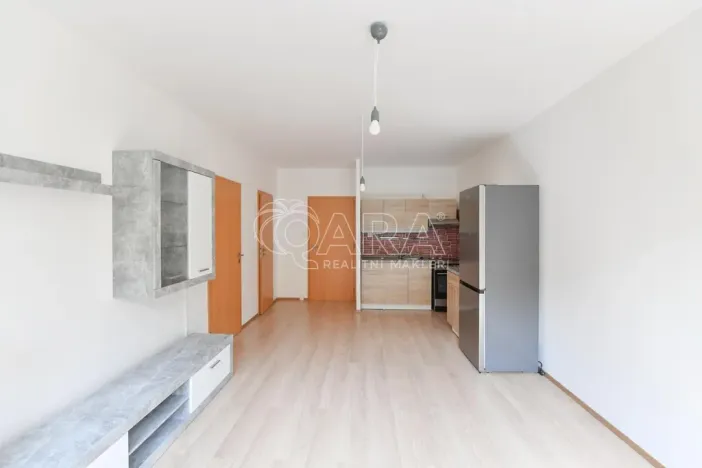 Pronájem bytu 2+kk, Praha - Modřany, Daškova, 41 m2