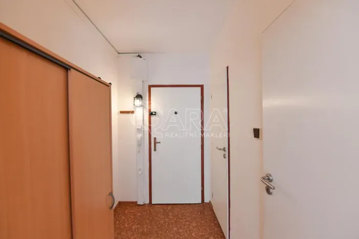 Pronájem bytu 2+kk, Praha - Modřany, Daškova, 41 m2