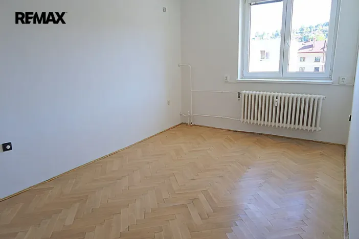 Prodej bytu 2+1, Úpice, Sládkova, 54 m2