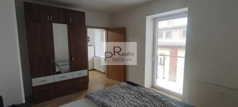 Pronájem bytu 2+kk, Znojmo, Žižkovo náměstí, 44 m2