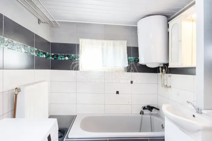 Prodej rodinného domu, Černovice, Ke Starým jatkám, 80 m2