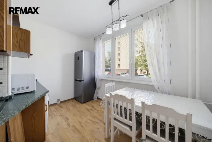 Prodej bytu 2+1, Karlovy Vary - Rybáře, Plešivecká, 64 m2
