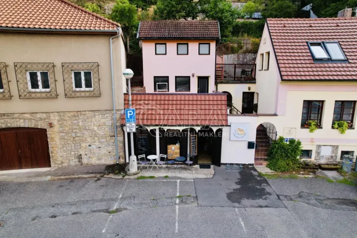 Pronájem obchodního prostoru, Karlštejn, 37 m2