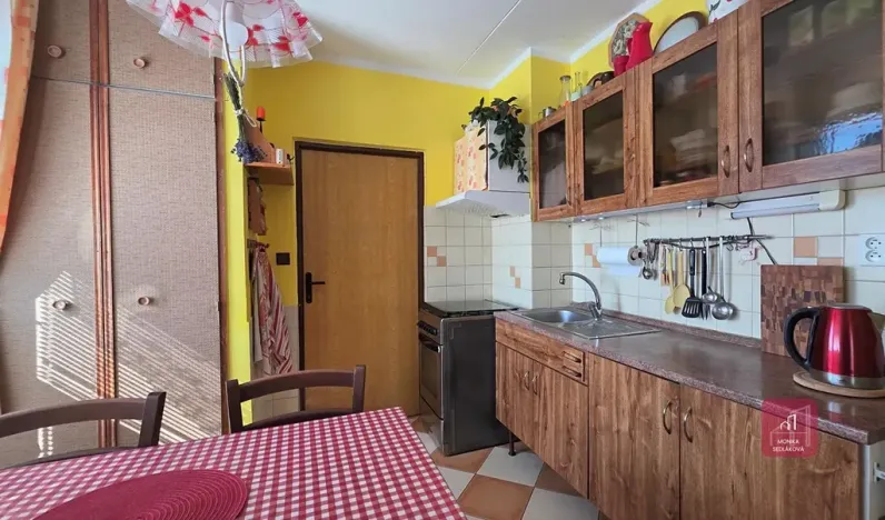 Prodej bytu 3+1, Břeclav, sídl. Dukelských hrdinů, 69 m2