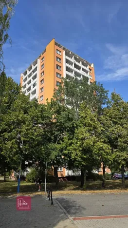 Prodej bytu 3+1, Břeclav, sídl. Dukelských hrdinů, 69 m2