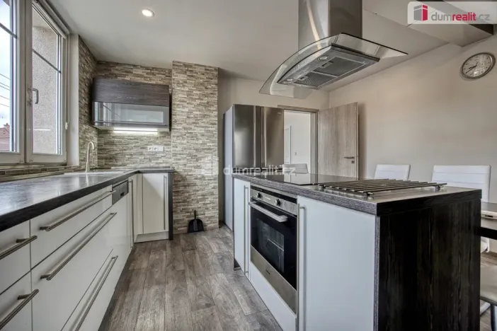 Prodej rodinného domu, Libiš, Střední, 150 m2