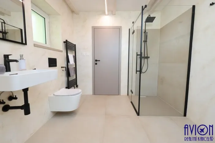 Pronájem bytu 4+kk, Praha - Stodůlky, V borovičkách, 88 m2