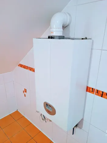 Prodej bytu 1+1, Plavy, 64 m2