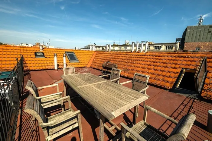 Pronájem bytu 3+1, Praha, Viktora Huga, 164 m2