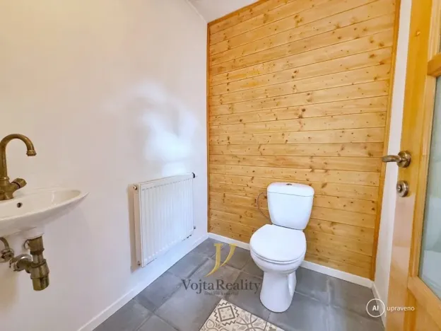 Prodej rodinného domu, Cholina, 160 m2