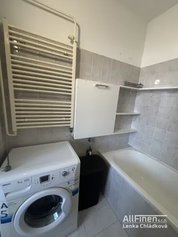 Prodej bytu 1+1, Znojmo, Pražská, 37 m2