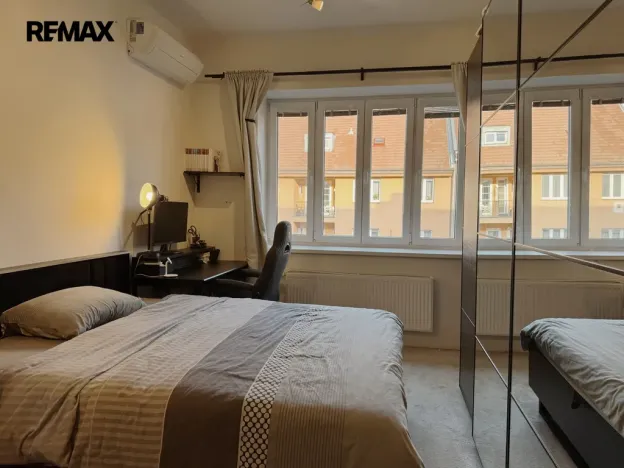 Prodej bytu 2+kk, Praha - Dejvice, Koulova, 43 m2