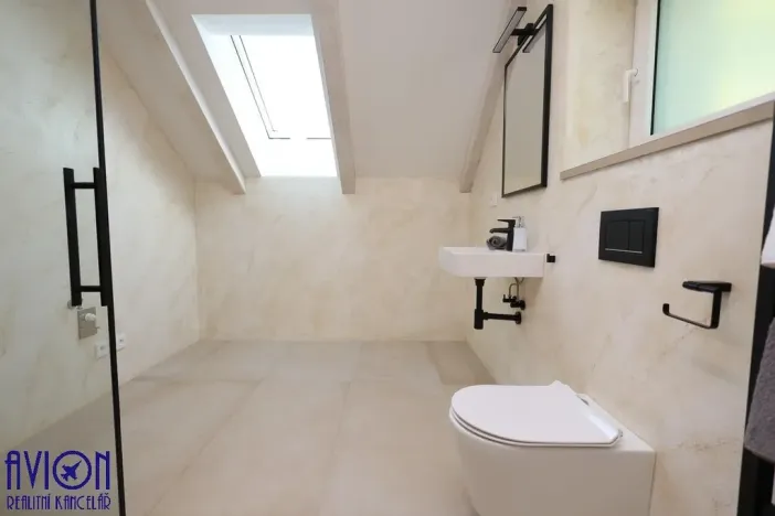 Pronájem bytu 4+kk, Praha - Stodůlky, V borovičkách, 105 m2