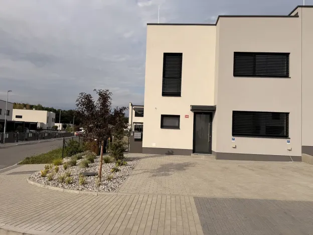 Pronájem bytu 3+kk, Mladá Boleslav - Chrást, 74 m2