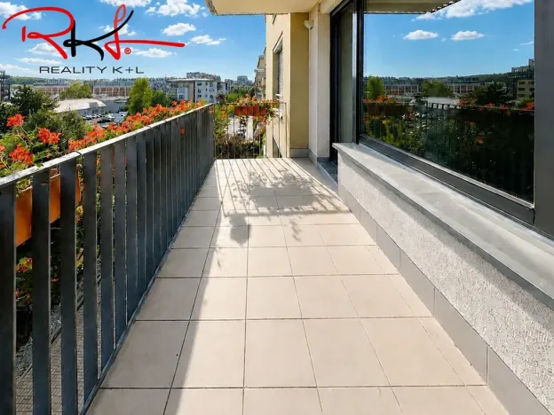 Pronájem bytu 2+kk, Praha, Sousedíkova, 65 m2