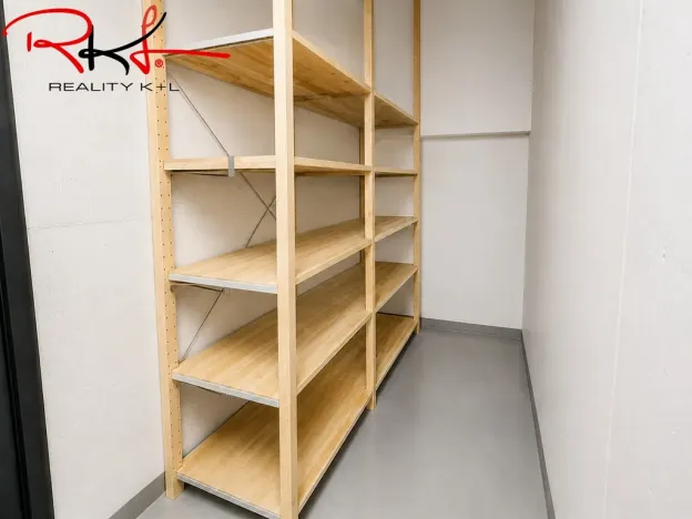 Pronájem bytu 2+kk, Praha, Sousedíkova, 65 m2