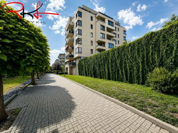 Pronájem bytu 2+kk, Praha, Sousedíkova, 65 m2