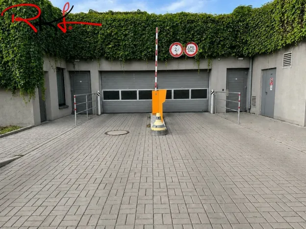 Pronájem bytu 2+kk, Praha, Sousedíkova, 65 m2