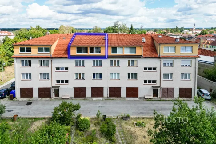 Prodej bytu 1+kk, Třeboň - Třeboň II, Šmeralova, 42 m2