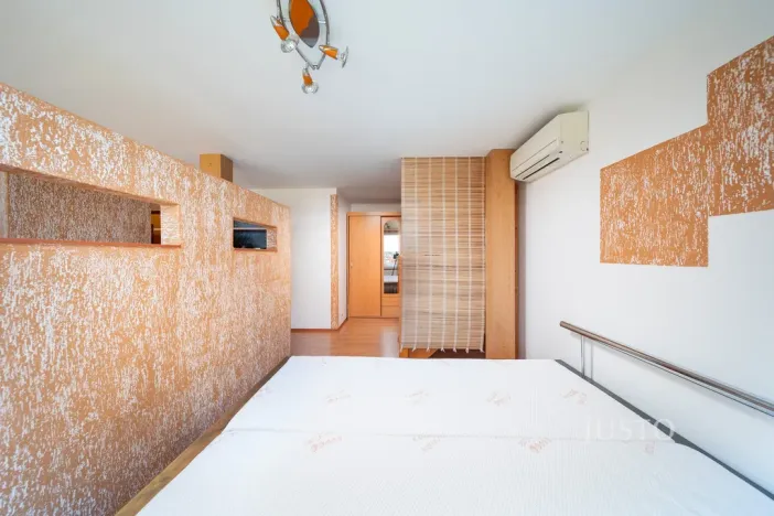 Prodej bytu 1+kk, Třeboň - Třeboň II, Šmeralova, 42 m2