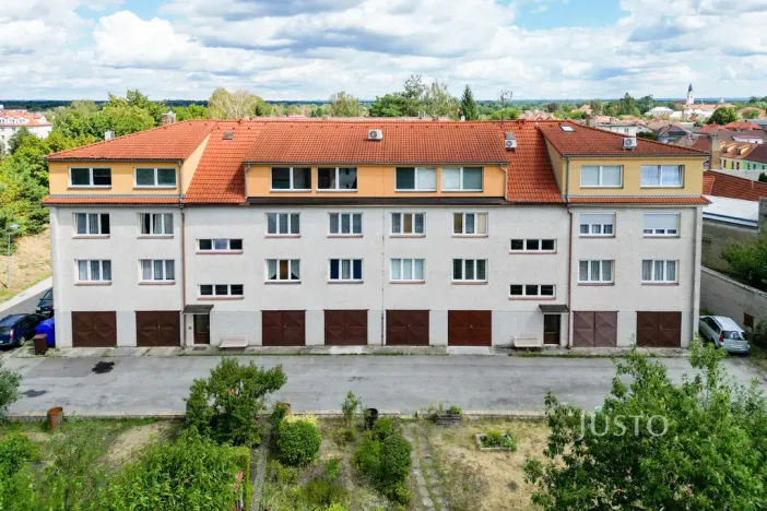 Prodej bytu 1+kk, Třeboň - Třeboň II, Šmeralova, 42 m2