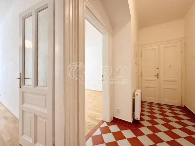 Pronájem bytu 2+kk, Praha - Nusle, Oldřichova, 47 m2