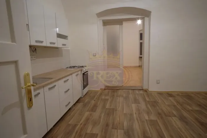 Pronájem bytu 3+1, Jaroměř - Josefov, Školní, 79 m2