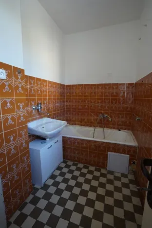 Prodej bytu 1+1, Jaroměř, Na Vrších, 40 m2