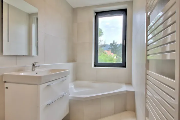 Pronájem bytu 2+kk, Dobřichovice, Anglická, 70 m2