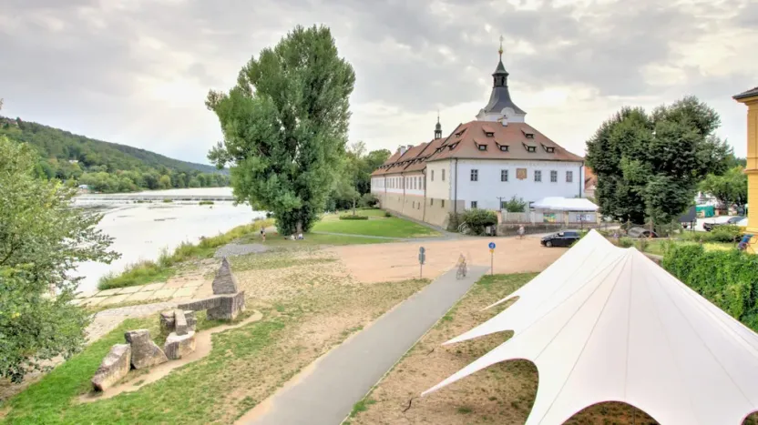 Pronájem bytu 2+kk, Dobřichovice, Anglická, 70 m2