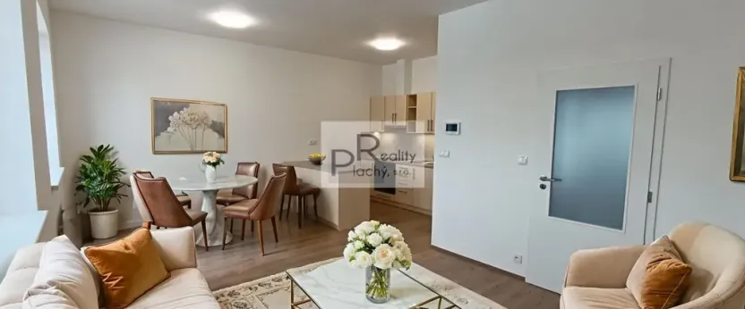 Prodej bytu 2+kk, Hevlín, 63 m2