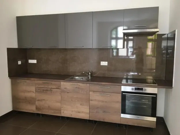 Pronájem bytu 2+kk, Teplice, 69 m2