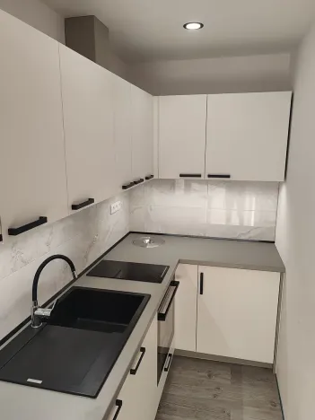 Pronájem bytu 2+kk, Ústí nad Orlicí, Popradská, 38 m2