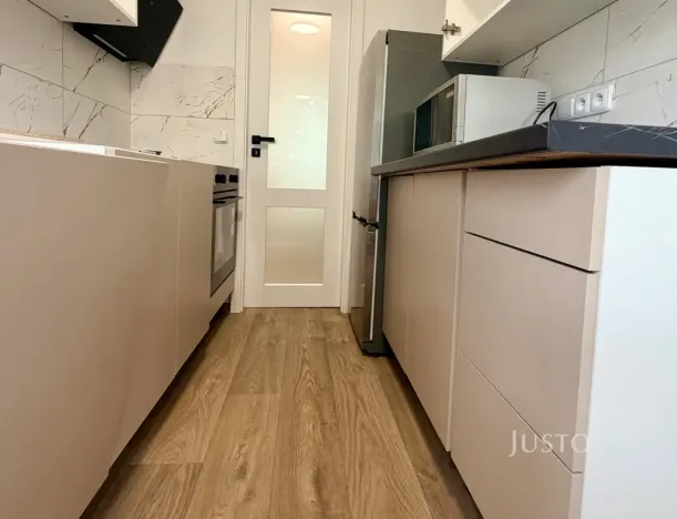 Pronájem pokoje, Hradec Králové - Slezské Předměstí, Markovická, 23 m2
