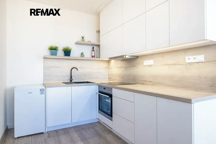 Prodej bytu 2+kk, Praha - Strašnice, Limuzská, 52 m2