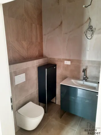 Prodej rodinného domu, Karlovy Vary, 128 m2