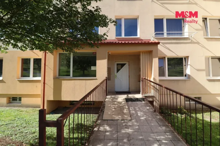 Prodej bytu 1+kk, Most, Česká, 33 m2