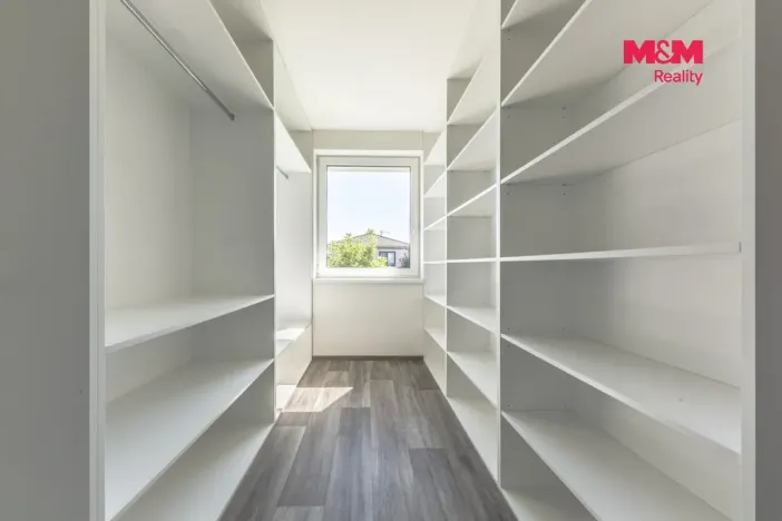 Prodej rodinného domu, Líbeznice, Jižní, 341 m2