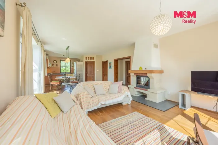 Prodej rodinného domu, Mořina, 240 m2
