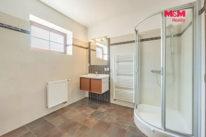 Prodej rodinného domu, Mořina, 240 m2