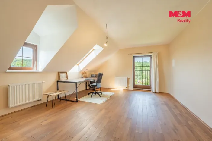 Prodej rodinného domu, Mořina, 240 m2