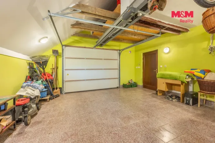 Prodej rodinného domu, Mořina, 240 m2
