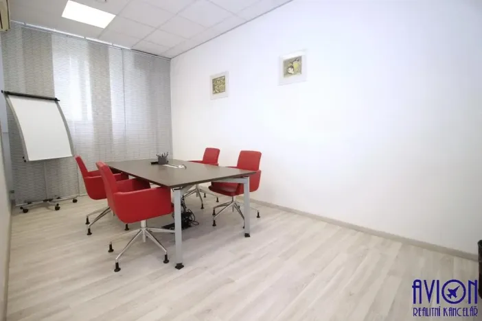 Pronájem kanceláře, Praha - Smíchov, Bozděchova, 50 m2