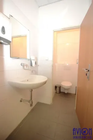 Pronájem kanceláře, Praha - Smíchov, Bozděchova, 50 m2