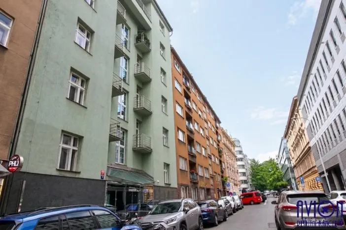 Pronájem kanceláře, Praha - Smíchov, Bozděchova, 31 m2
