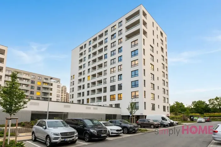Pronájem garážového stání, Praha - Vysočany, Pod Harfou, 13 m2