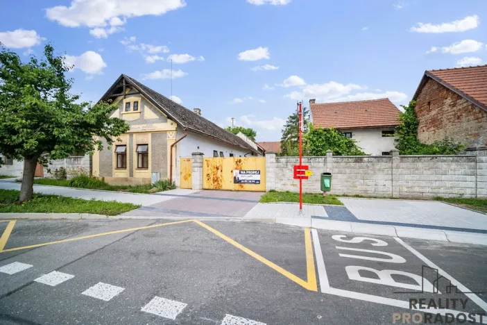 Prodej rodinného domu, Žiželice - Končice, 483 m2