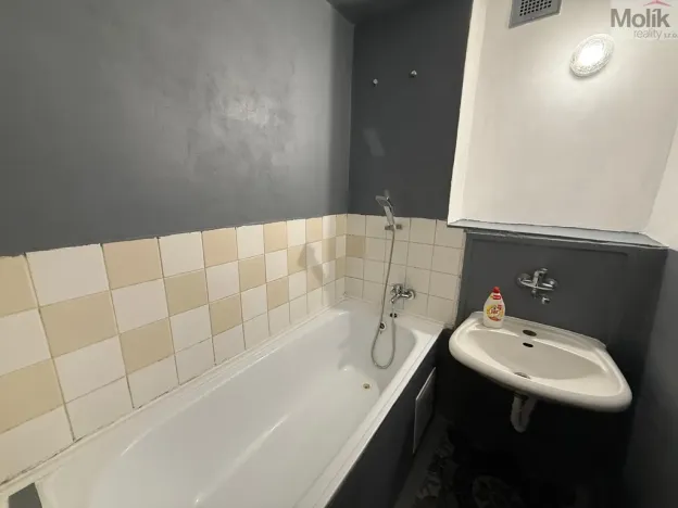Prodej bytu 1+1, Most, tř. Budovatelů, 35 m2